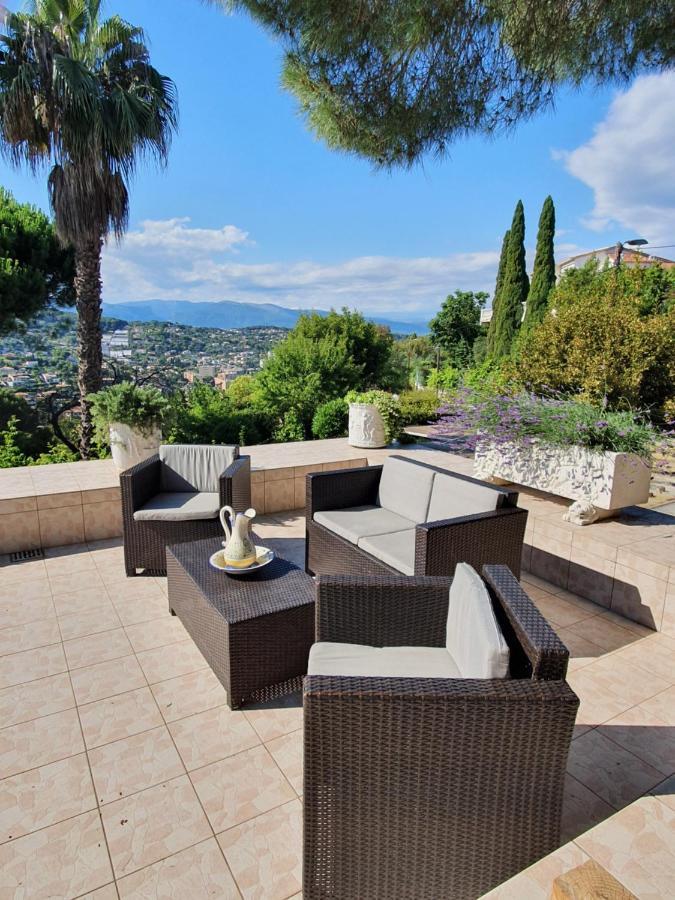 Haus Mit Garten Ueber Der Bucht Von Cannes Vallauris Exterior foto