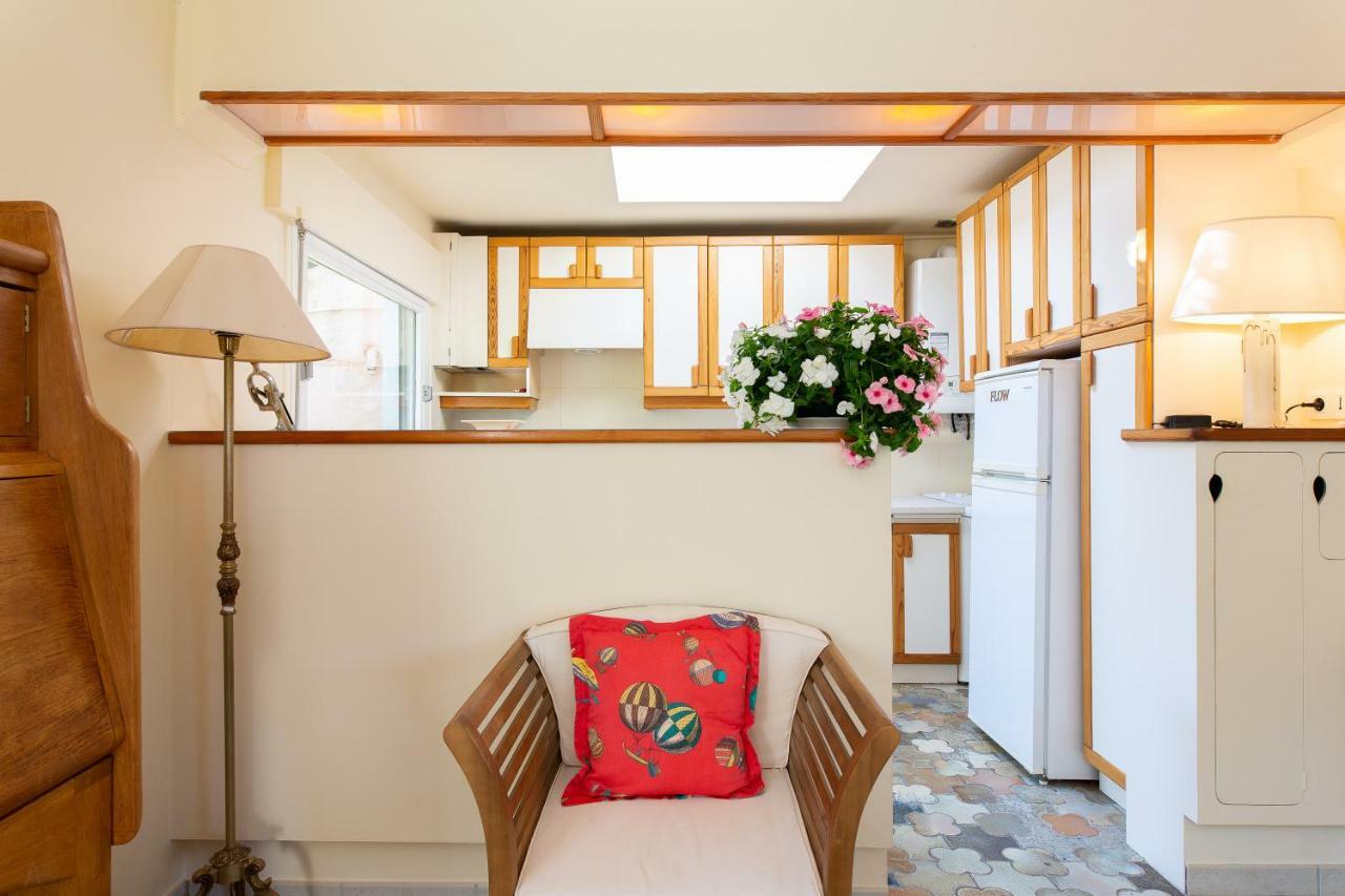 Haus Mit Garten Ueber Der Bucht Von Cannes Vallauris Exterior foto
