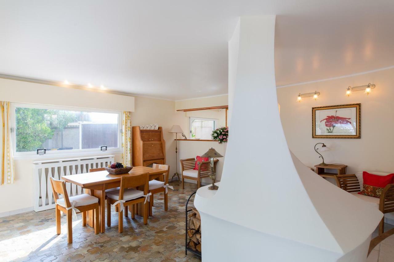Haus Mit Garten Ueber Der Bucht Von Cannes Vallauris Exterior foto